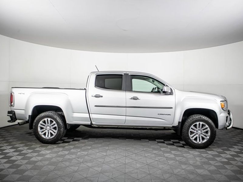 2019 GMC Canyon SLT Crew Cab Upper Image 2