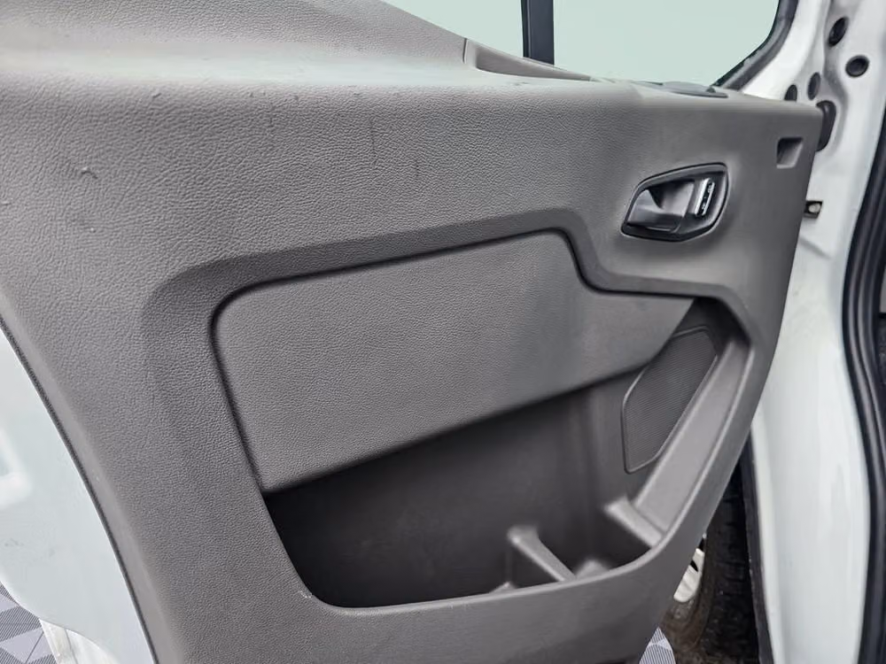 2024 Ford Transit Base Commercial/Cutaway/Chassis Image 26