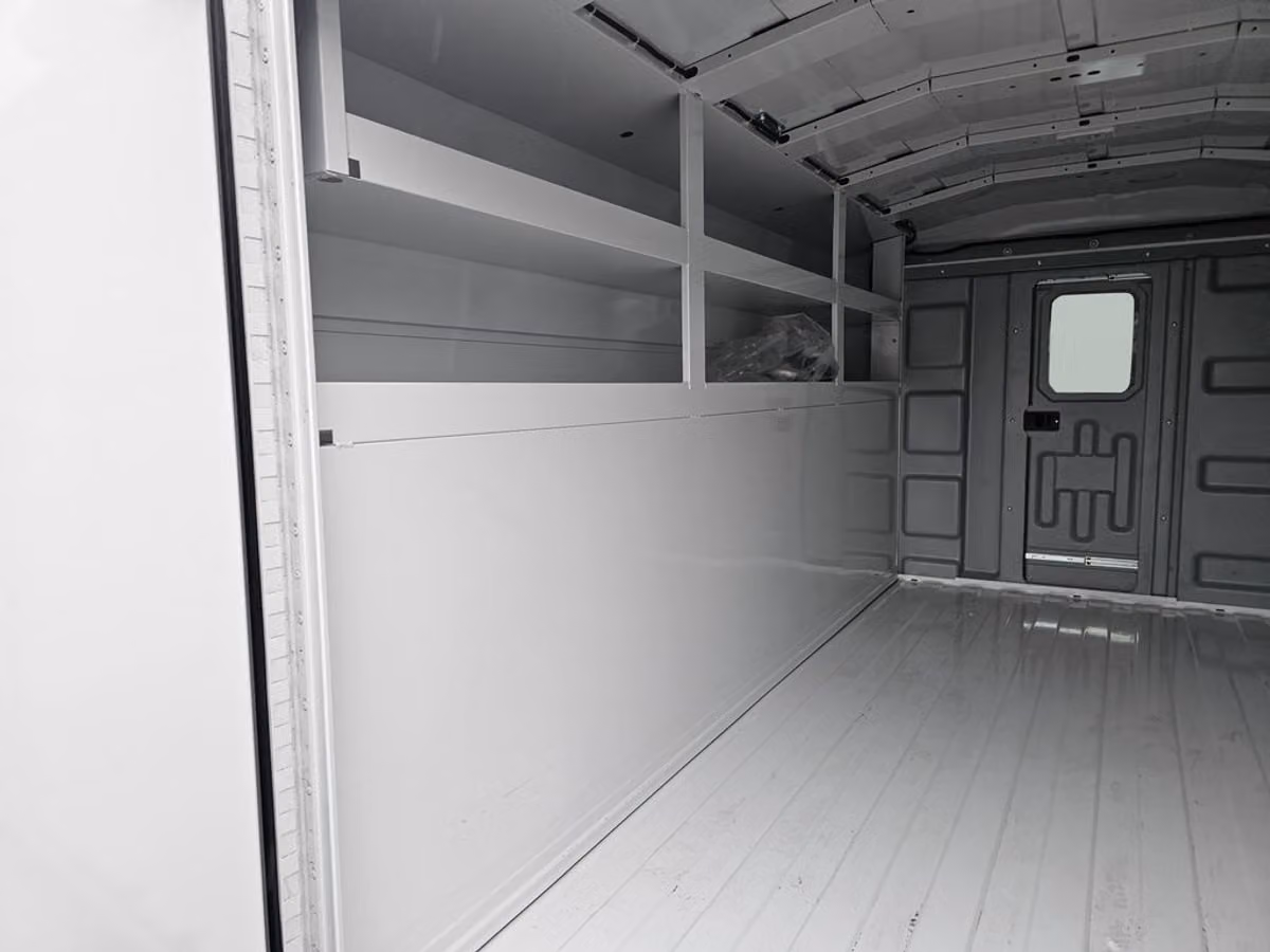 2024 Ford Transit Base Commercial/Cutaway/Chassis Image 21
