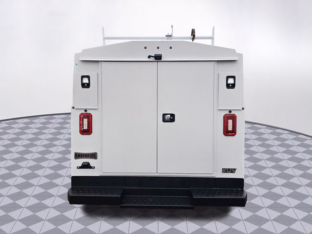 2024 Ford Transit Base Commercial/Cutaway/Chassis Image 6