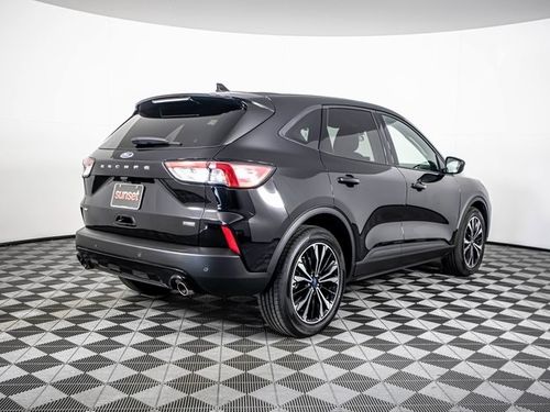 2022 Ford Escape Hybrid SE Lower Image 1
