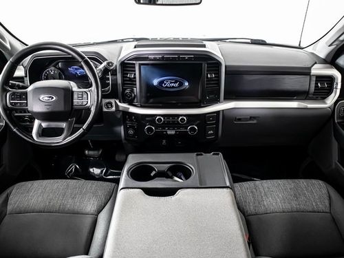 2021 Ford F-150 XLT SuperCrew Lower Image 3