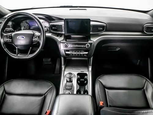 2020 Ford Explorer XLT Lower Image 3