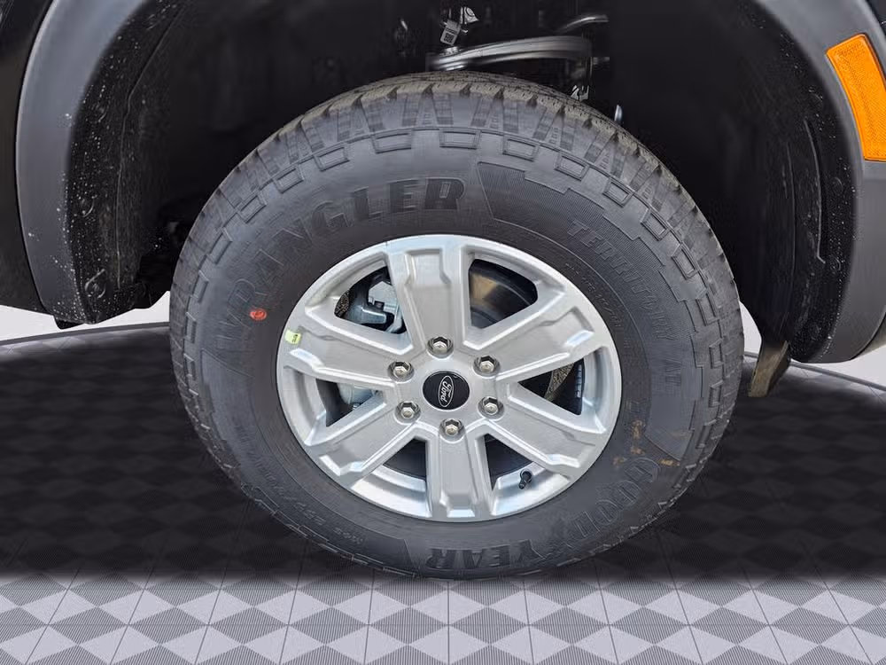 2025 Ford Ranger XL SuperCrew Image 10