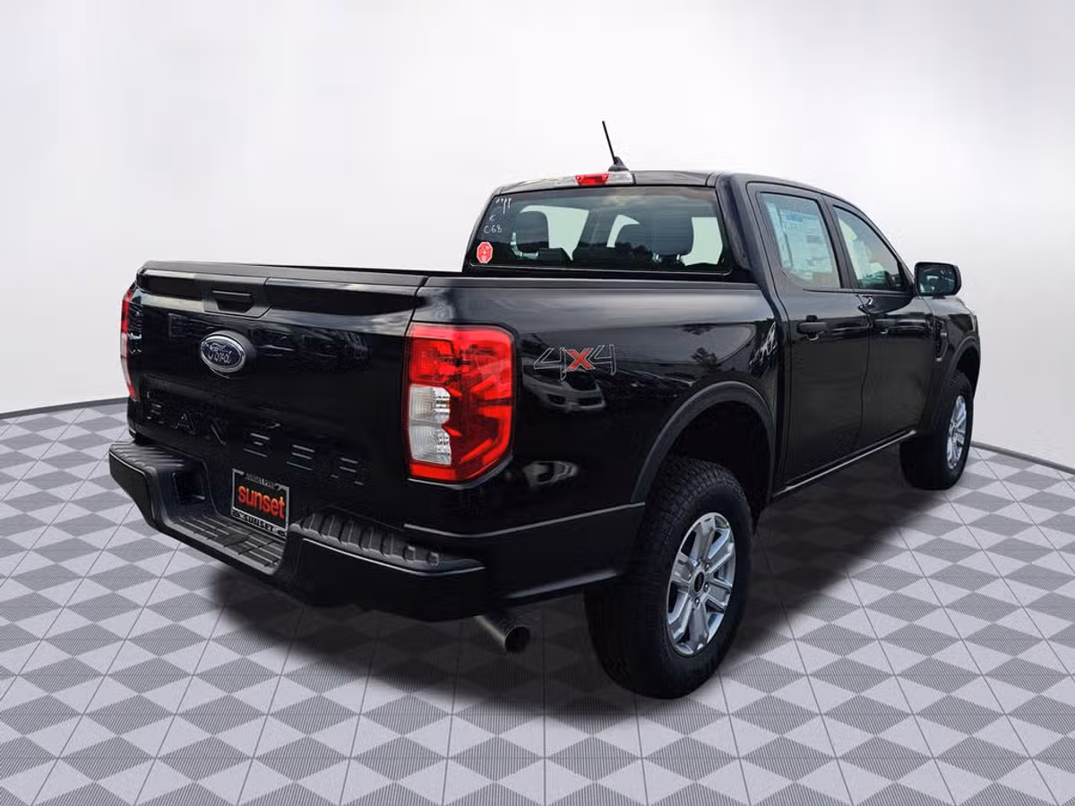 2025 Ford Ranger XL SuperCrew Image 8