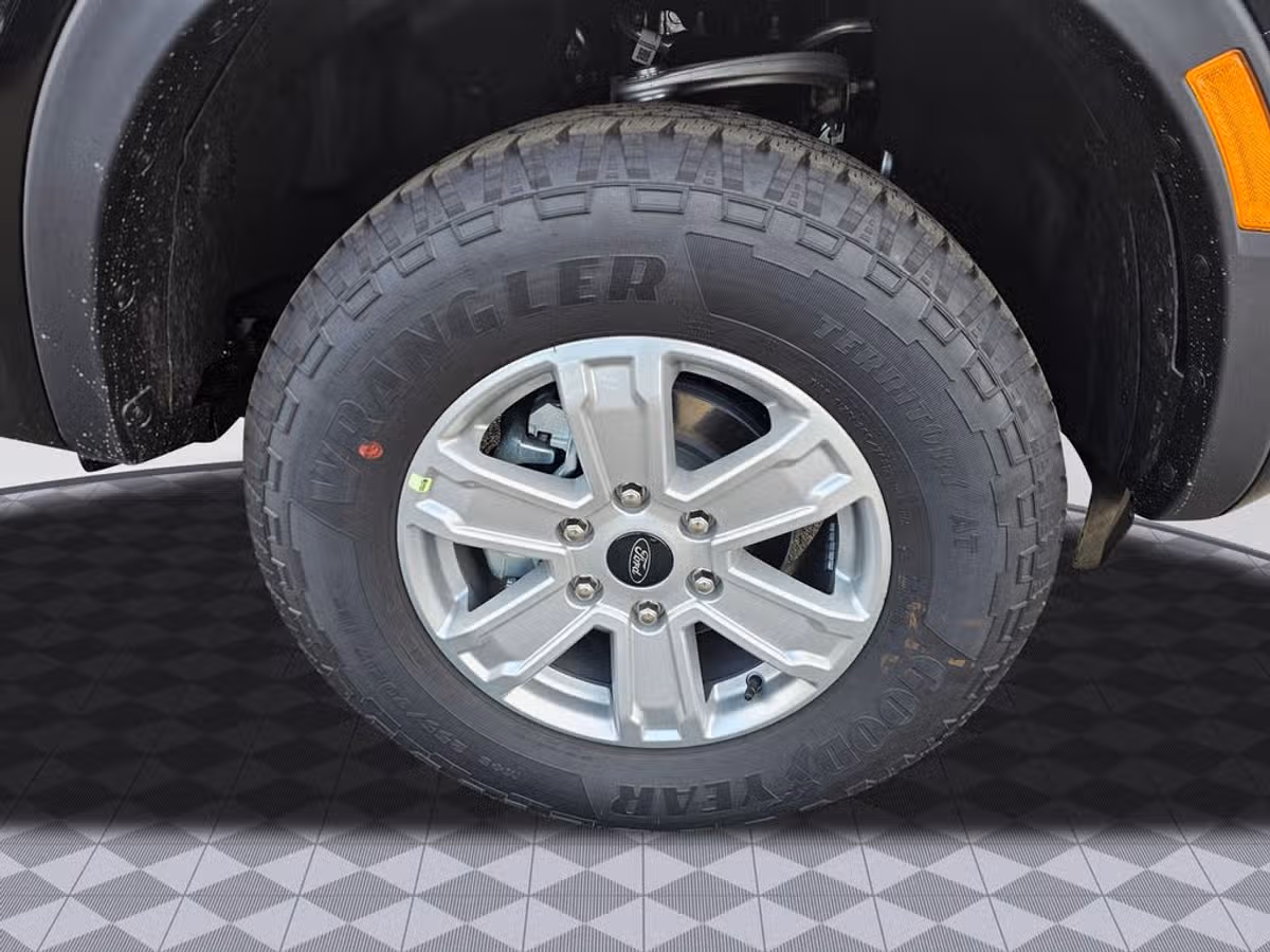 2025 Ford Ranger XL SuperCrew Image 10