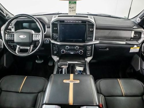 2022 Ford F-150 Platinum SuperCrew Lower Image 3