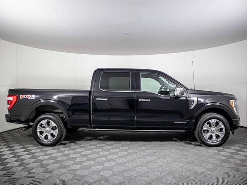 2022 Ford F-150 Platinum SuperCrew Upper Image 2