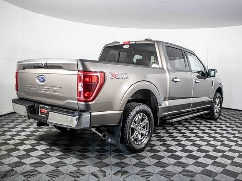 2022 Ford F-150 XLT SuperCrew Lower Image 1