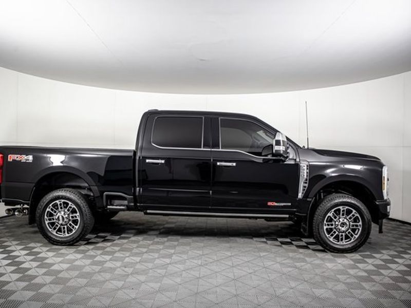 2024 Ford F-350 Super Duty Limited Crew Cab Upper Image 2