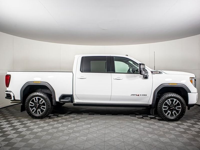 2023 GMC Sierra 3500HD AT4 Crew Cab Upper Image 2