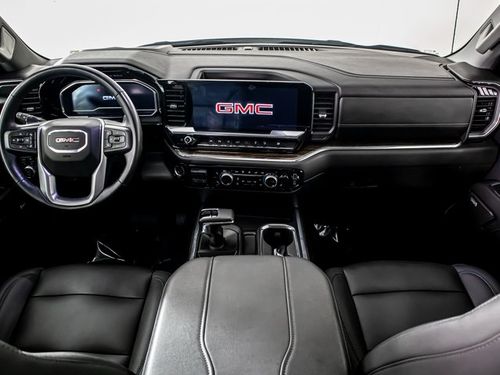 2024 GMC Sierra 1500 Elevation Crew Cab Lower Image 3