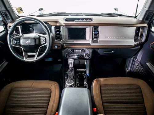 2022 Ford Bronco Outer Banks Advanced Lower Image 3