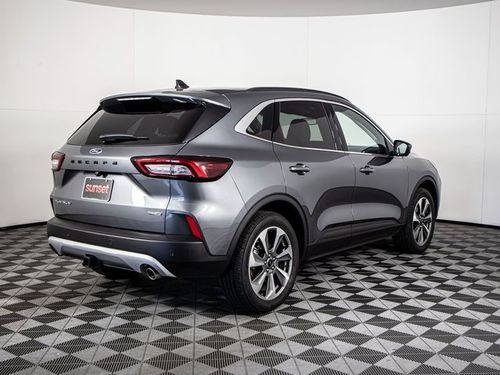 2025 Ford Escape Hybrid Platinum Lower Image 1