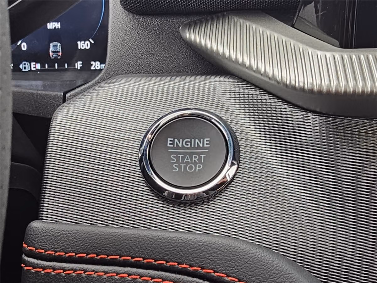 2025 Ford Explorer ST-Line Image 36