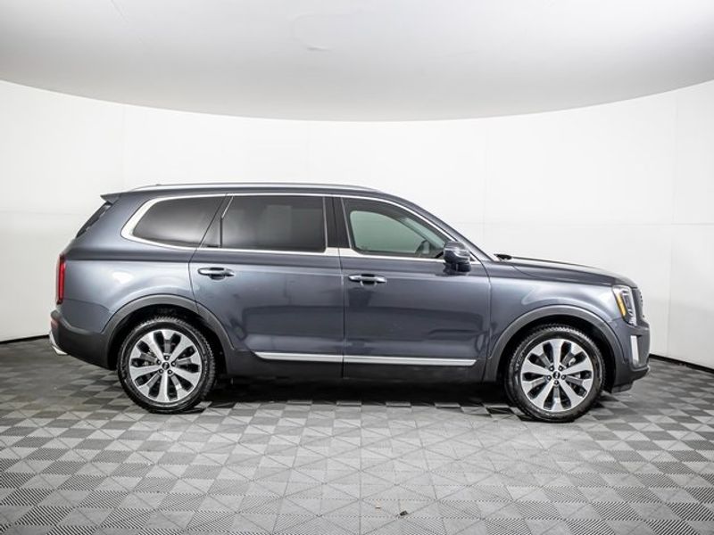 2020 Kia Telluride S Upper Image 2