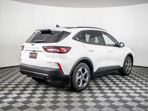 2025 Ford Escape Hybrid ST-Line Select Lower Image 1