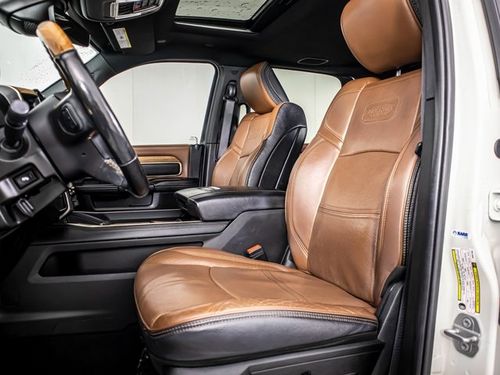 2019 Ram 3500 Laramie Longhorn Crew Cab Lower Image 2