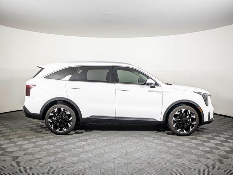 2025 Kia Sorento SX Upper Image 2