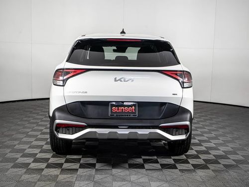 2023 Kia Sportage LX Lower Image 2
