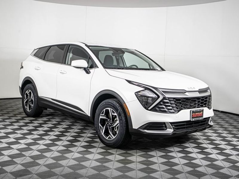 2023 Kia Sportage LX Upper Image 1