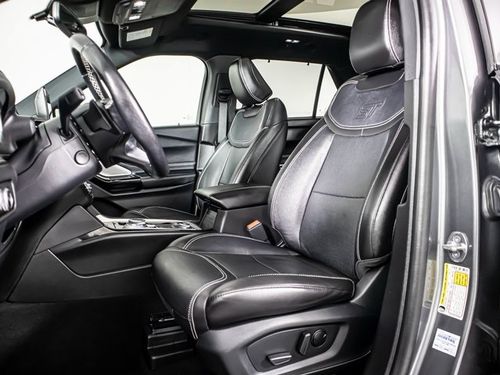2023 Ford Explorer ST Lower Image 2