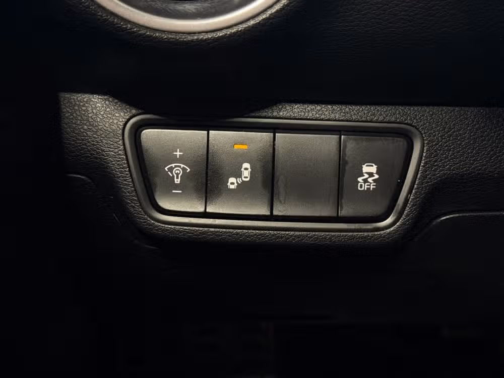 2023 Kia Forte GT-Line Image 28
