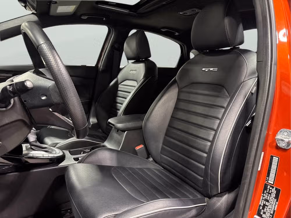 2023 Kia Forte GT-Line Image 4