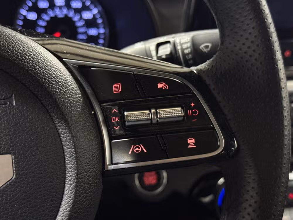 2023 Kia Forte GT-Line Image 21