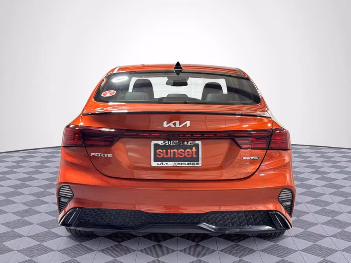 2023 Kia Forte GT-Line Image 7