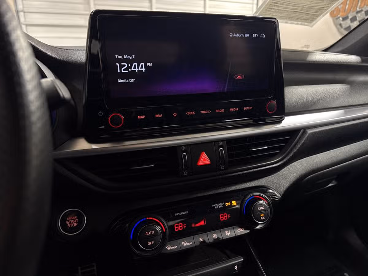 2023 Kia Forte GT-Line Image 22