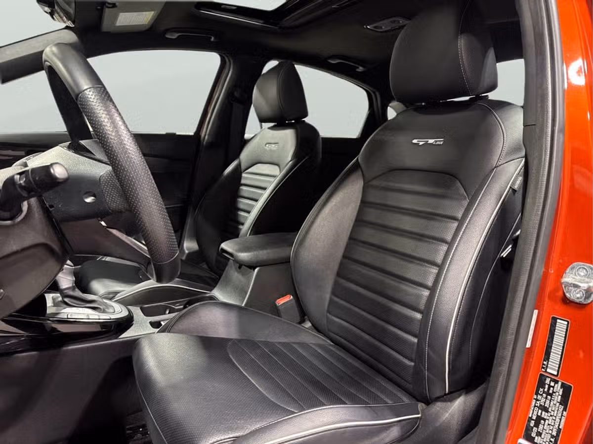2023 Kia Forte GT-Line Image 4