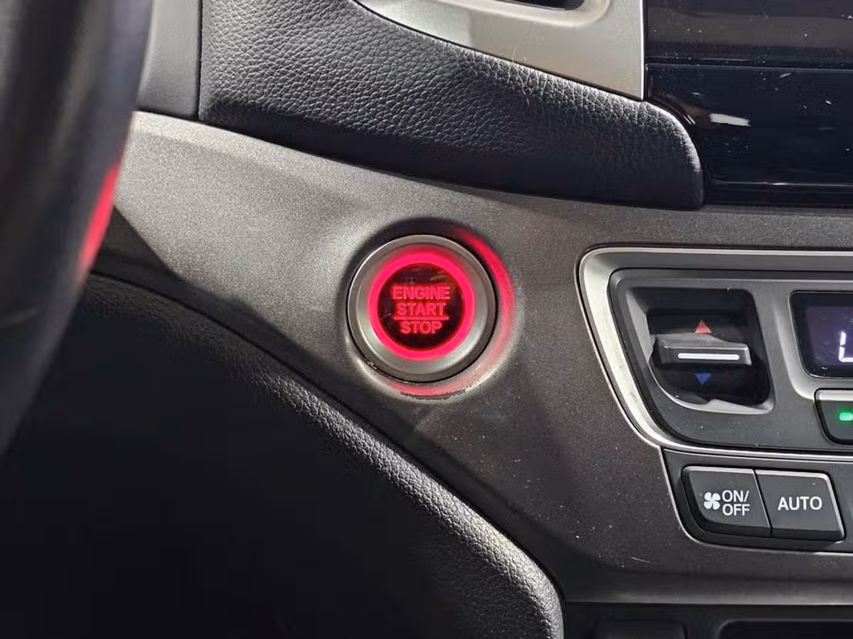 2017 Honda Pilot EX-L Image 31