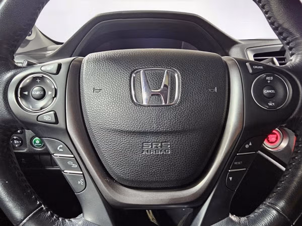2017 Honda Pilot EX-L Image 25
