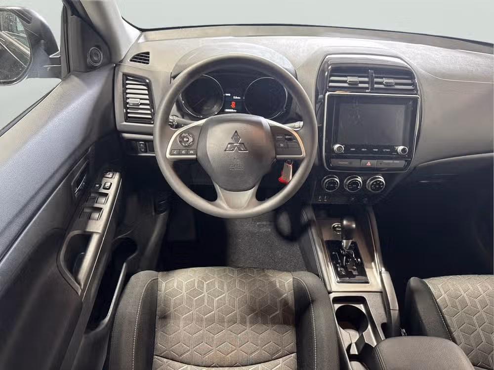 2026 Mitsubishi Outlander Sport ES Crossover Image 18