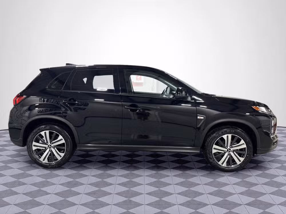2026 Mitsubishi Outlander Sport ES Crossover Image 2