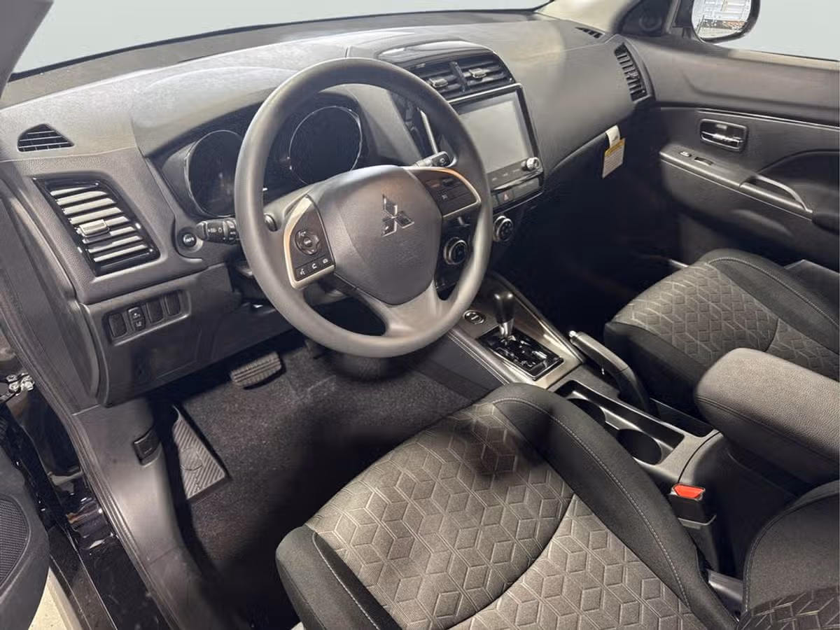 2026 Mitsubishi Outlander Sport ES Crossover Image 14