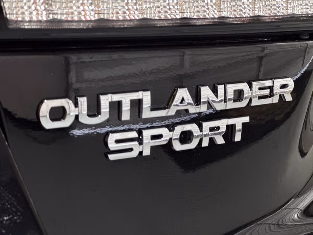 2026 Mitsubishi Outlander Sport ES Crossover Image 11