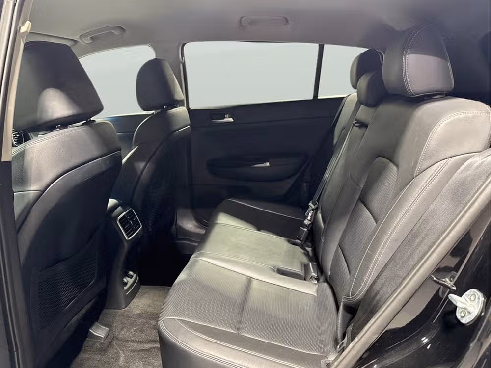 2020 Kia Sportage EX Image 13