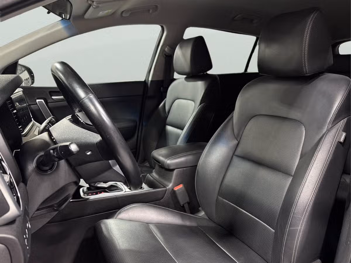 2020 Kia Sportage EX Image 4