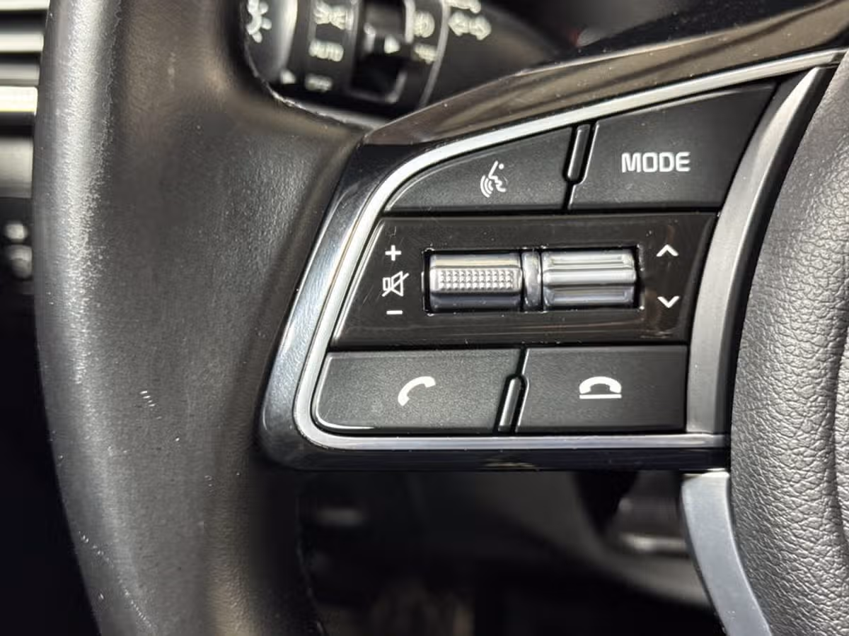 2020 Kia Sportage EX Image 15
