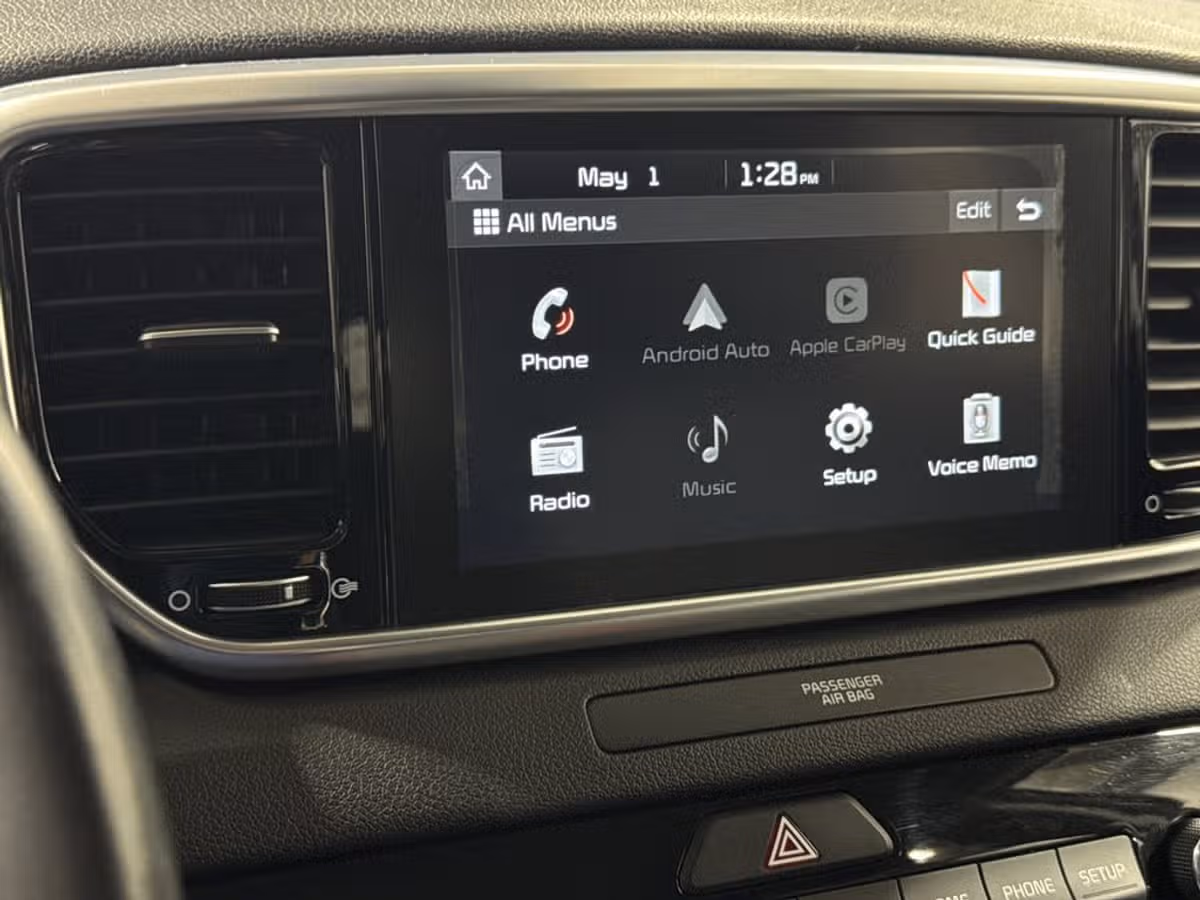 2020 Kia Sportage EX Image 17