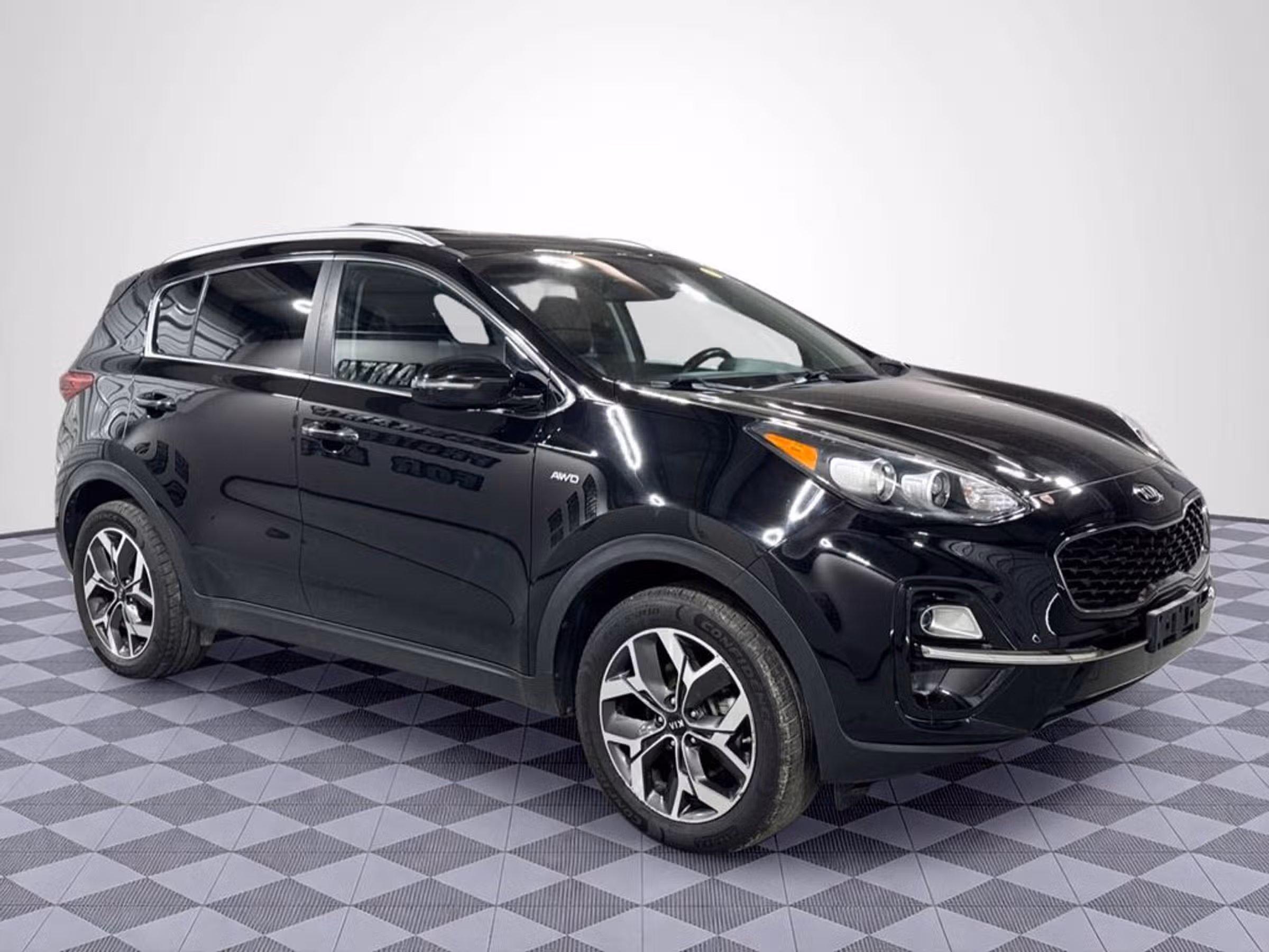 2020 Kia Sportage EX Image 1