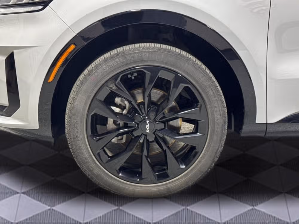 2023 Kia Sorento SX Image 12