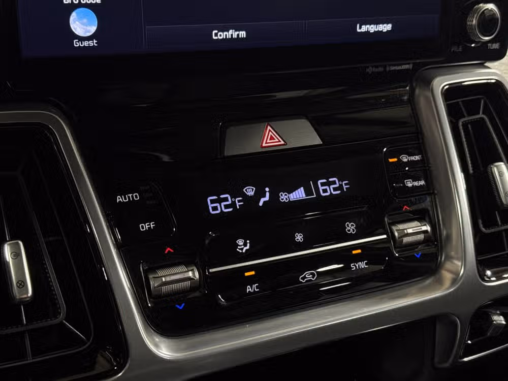 2023 Kia Sorento SX Image 23