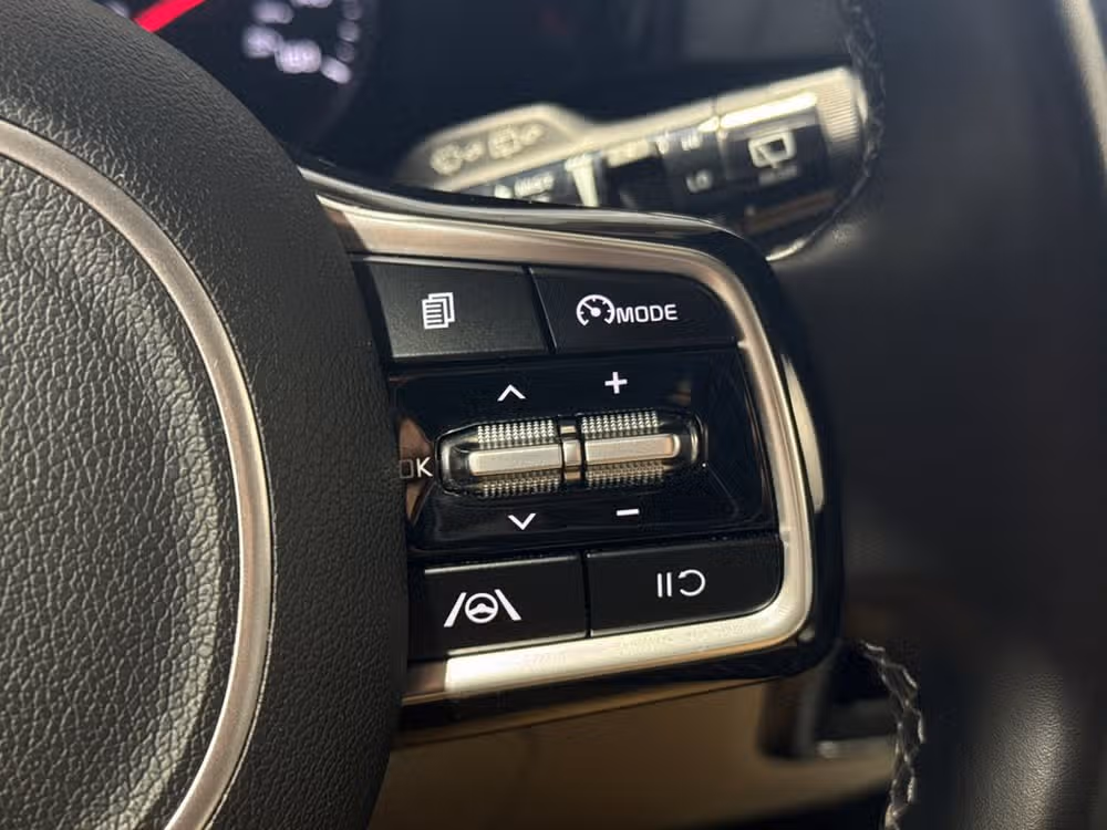 2021 Kia Sorento S Image 13