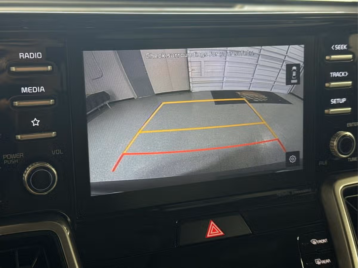 2021 Kia Sorento S Image 21