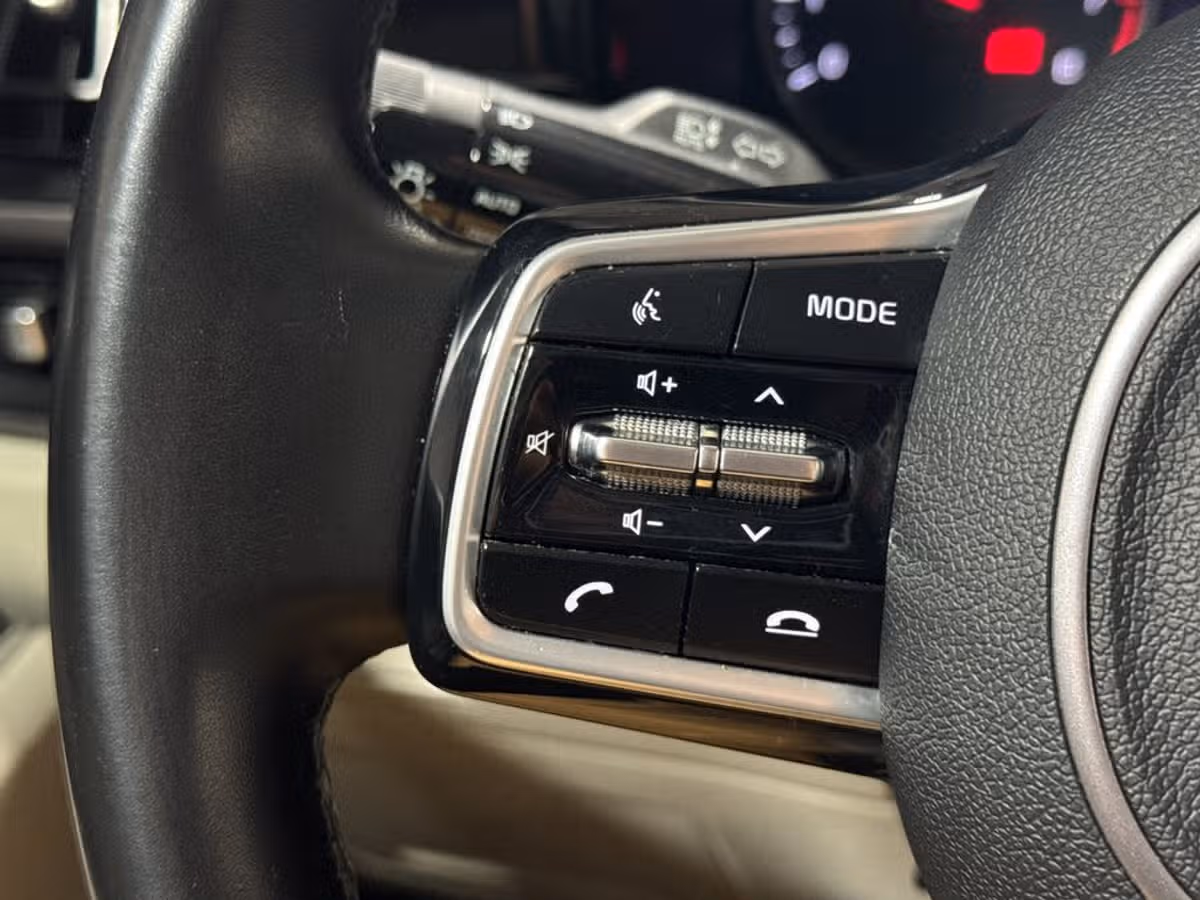 2021 Kia Sorento S Image 12