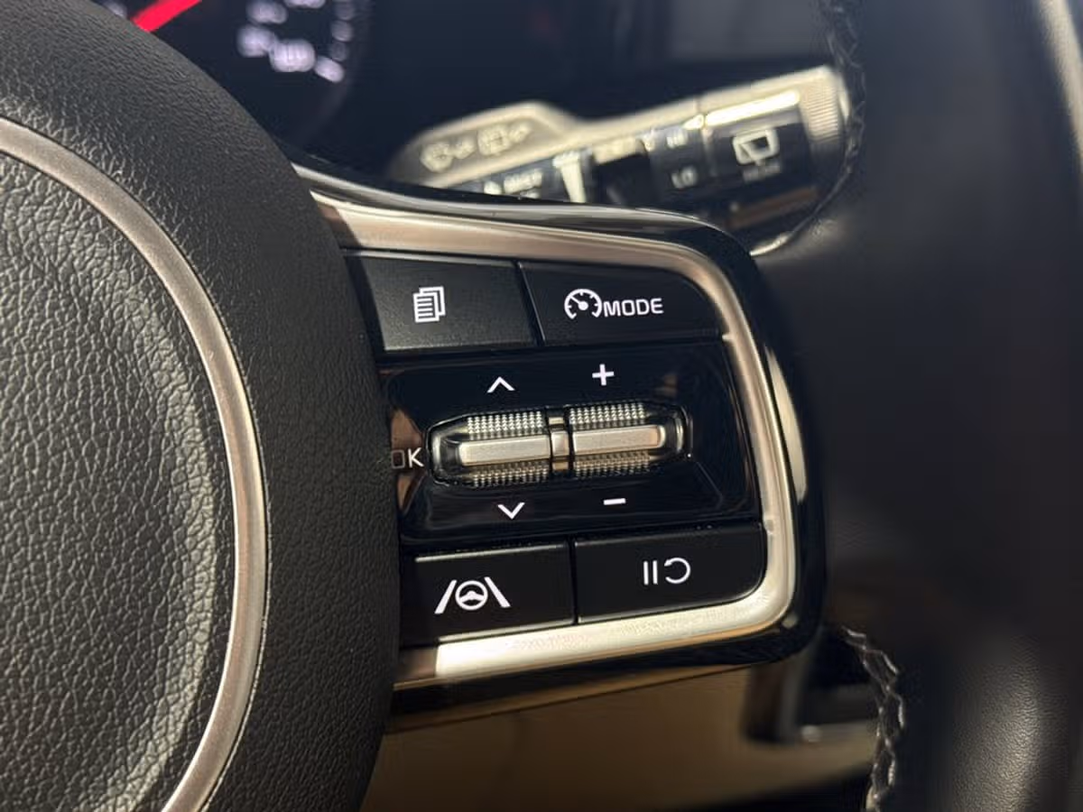 2021 Kia Sorento S Image 13