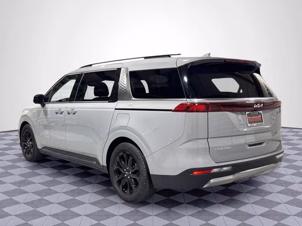 2024 Kia Carnival SX Prestige Image 8